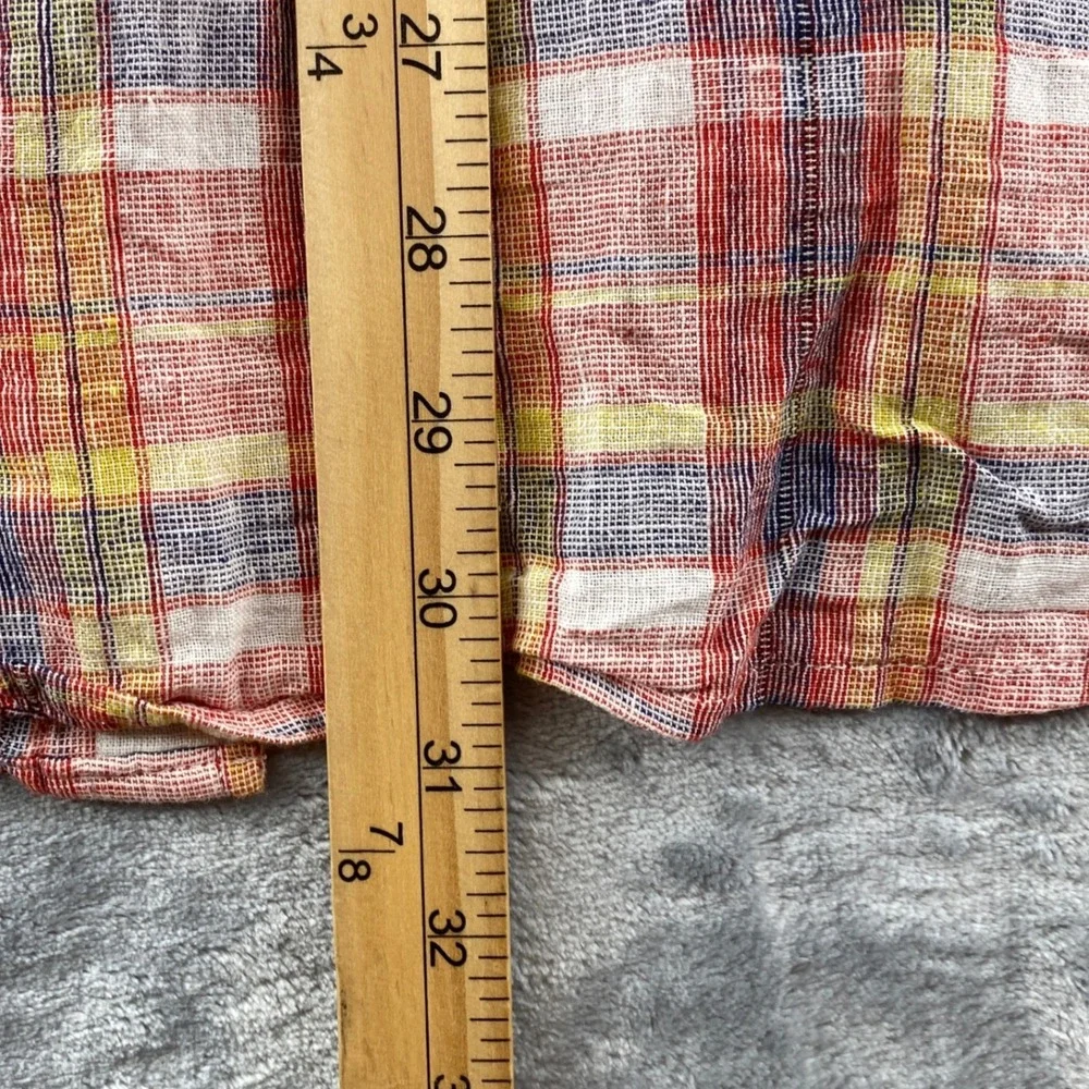 Levis vibrant perfect neckline